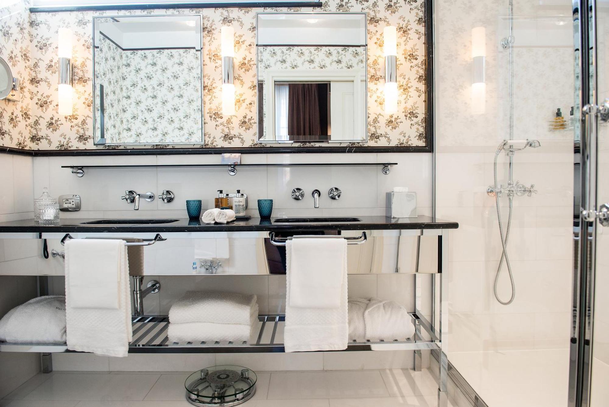Vilon - Small Luxury Of The World Hotel